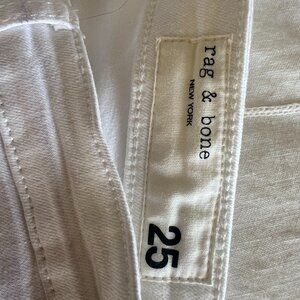 rag & bone white skinny jeans (size 25)